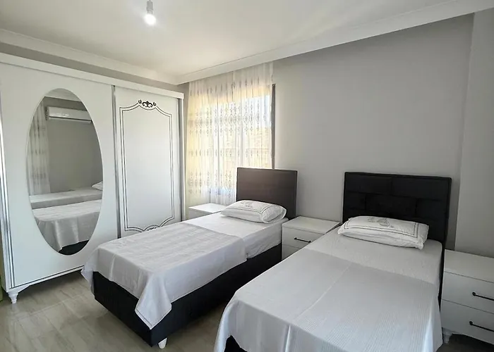 Modern Pool Near Sarimsakli In Ayvalı